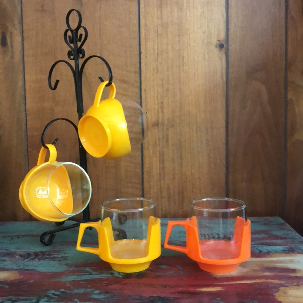 Vintage Melitta, Jaj plastic / glass mugs & Stand